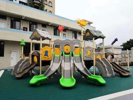 新疆幼儿园滑滑梯